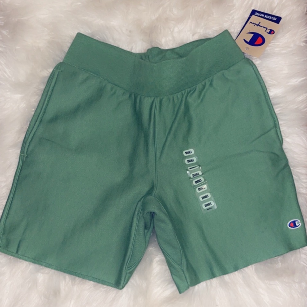 New Men’s Small Champion Shorts